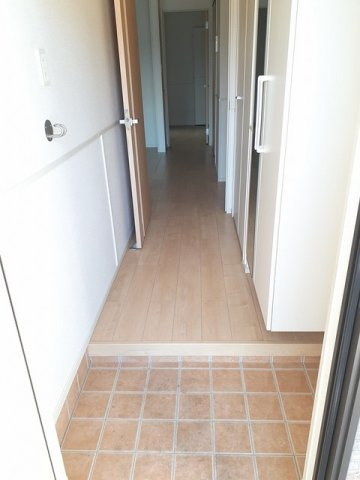 サンリットスクエアⅢの玄関