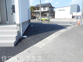 【駐車場】 | 郡山市安積荒井2丁目新築一戸建て2棟 | 駐車場があるので、車を買う予定の方も安心です