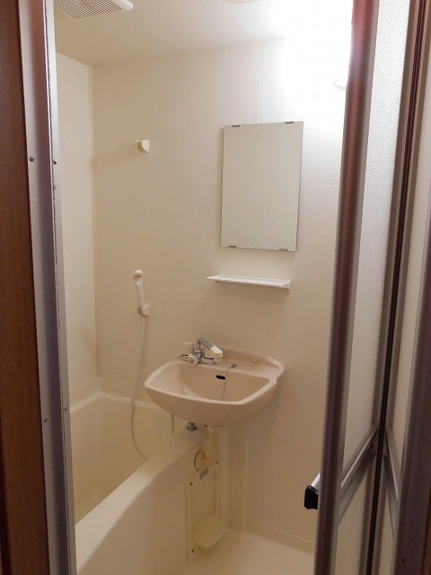 ビタミンテラス枝吉の浴室