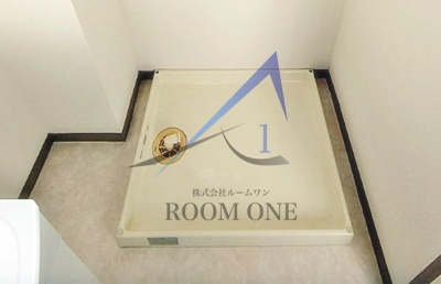 カースル三ノ輪 A棟の設備|洗濯機置き場です。