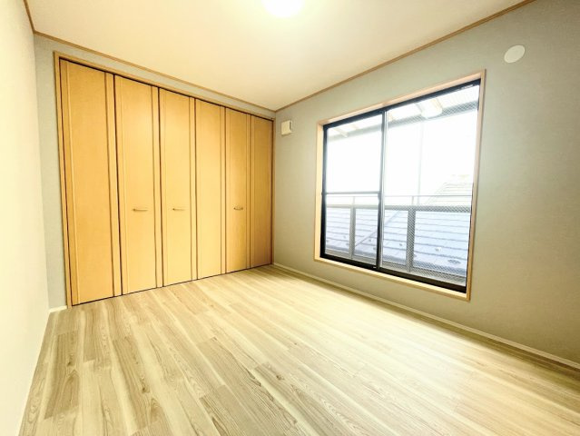 京都府京都市伏見区革屋町771-3の洋室