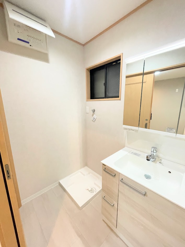 京都府京都市伏見区革屋町771-3の独立洗面台