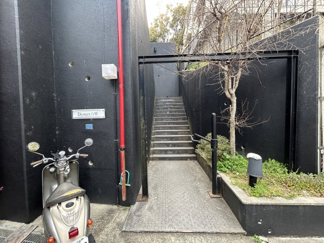 Dcourt六甲のエントランス