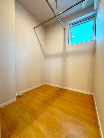 新川1条1丁目の収納