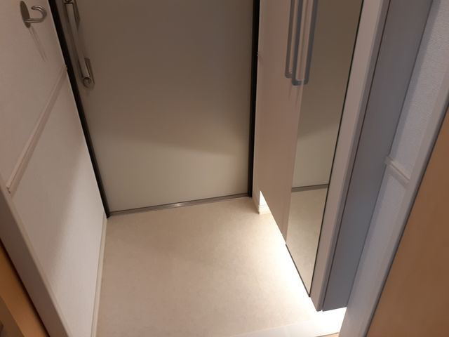 グランステージ綱島の玄関|クローゼットございます♪