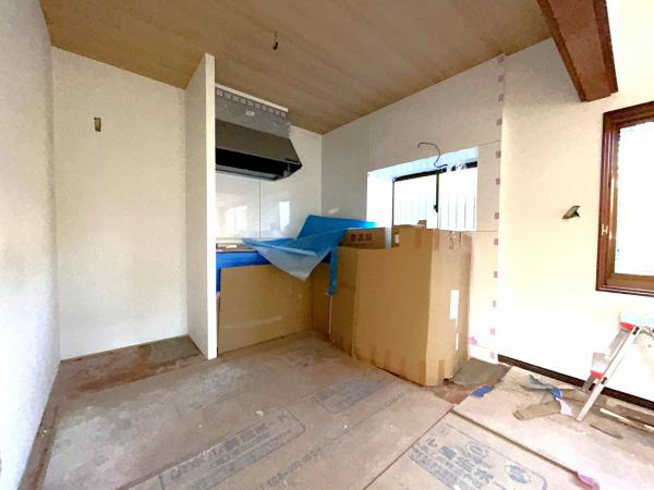 高知市仁井田　中古戸建てのキッチン