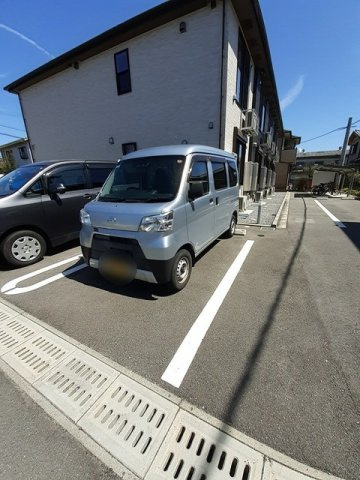 ランドスターの駐車場