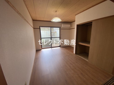 【寝室】 | レストハイツ