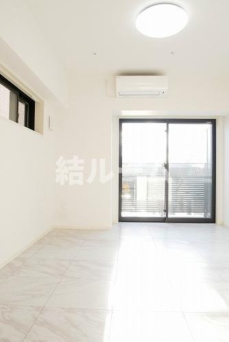 豊島区池袋３丁目の賃貸マンションの居間・リビング