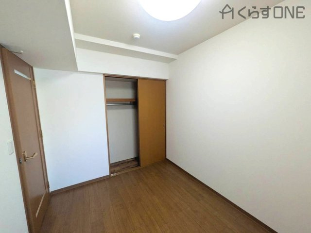 【洋室】 | ロワイヤル元塩町