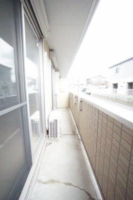 【バルコニー】 | ハピネスⅡ | ※同物件・反転タイプの写真です。