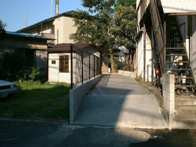 シャンフェルト西落合の周辺