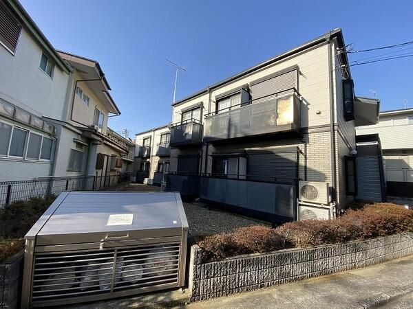 シャンフェルト西落合のエントランス