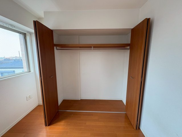 アーバンヴィレッジ須磨アクティスの収納|こまごまとしたものを収納できそうですね