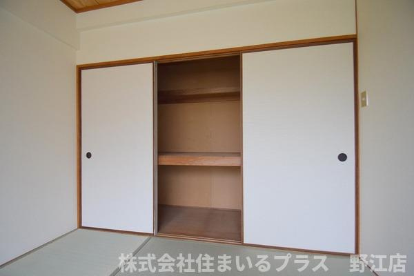 プチハイム薫の収納