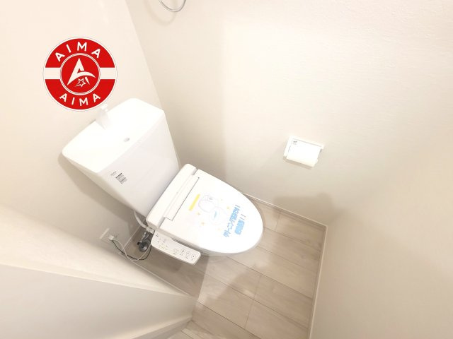 福岡市博多区那珂1丁目第1-2棟（1号棟）のトイレ|トイレ・ウォシュレット付。快適で衛生的な洗浄機能付温水シャワートイレです。