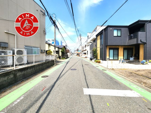 福岡市博多区那珂1丁目第1-2棟（1号棟）の前面道路含む現地写真|前面道路です。