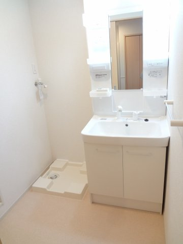 ティア　コートの洗面所