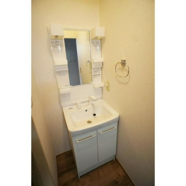 ルミエールＭの独立洗面台