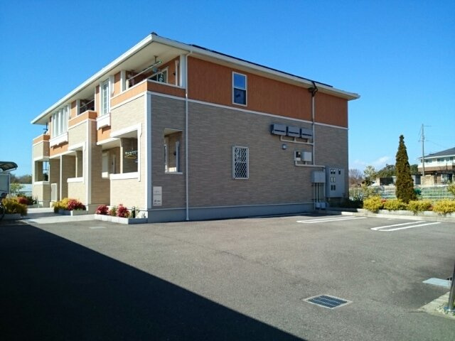 セゾン　フルールの駐車場