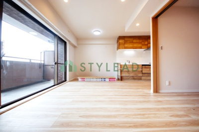 【居間・リビング】 | クリオ蒔田参番館