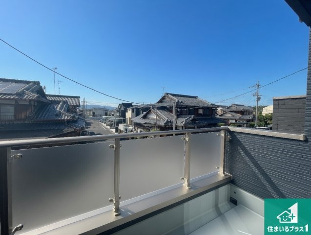 ★草津市草津町　第3期　新築一戸建てのバルコニー|日当たりのよいバルコニー！お部屋が開放的に！