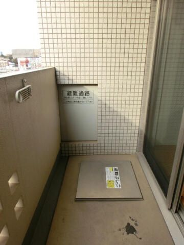 スカイコート早稲田壱番館のバルコニー