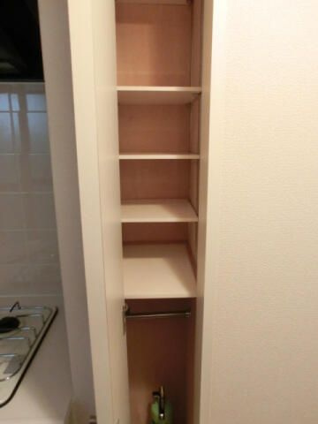 スカイコート早稲田壱番館の玄関