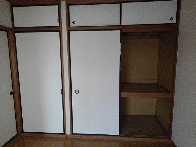 ロマニーカルベＢの収納