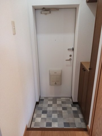 リバーサイドユキの玄関