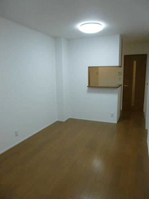 シャーンティ・エーカムの居間・リビング|おしゃれなリビングです