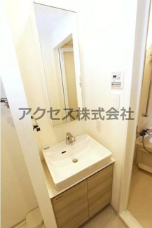 【独立洗面台】 | 使いやすい独立洗面台で※同建物別室、参考写真