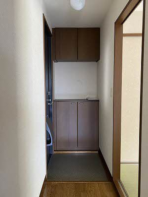 カミーリア B棟の玄関