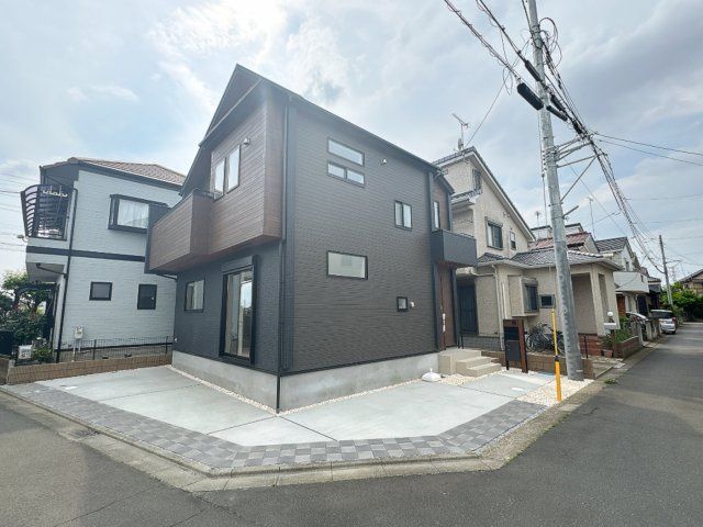  | 川越市今福　新築一戸建住宅　全1棟　(ふじみ野店) | 2台分のカースペース付き。セカンドカーをお持ちの方やお車での来客の多い方にもおすすめです。(車種により異なります)