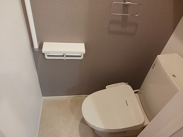 エルピスのトイレ|ゆったりとした空間のトイレです