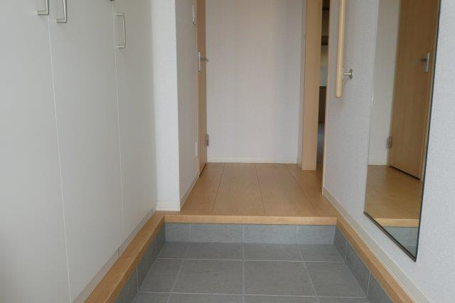 ベルブランシュ笹沖 Aの玄関