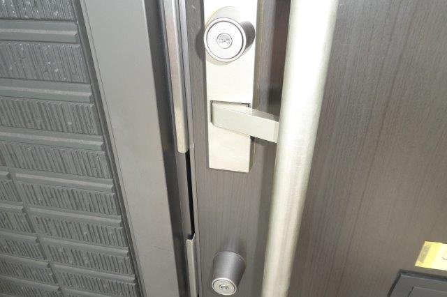 ベルブランシュ笹沖 Aの玄関