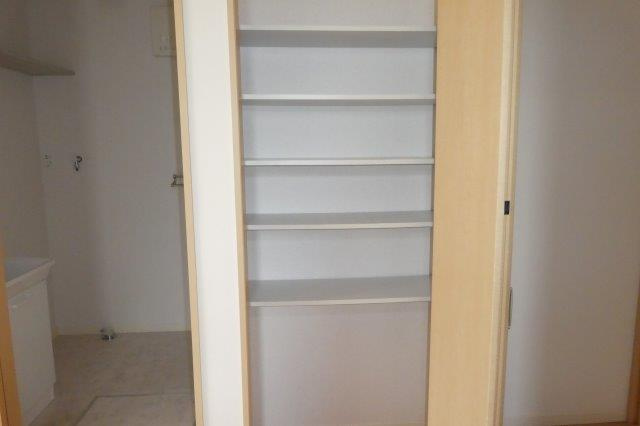 ベルブランシュ笹沖 Aの収納