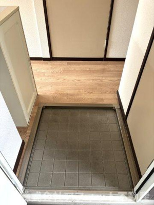 【エントランス】 | サンシャイン中川B