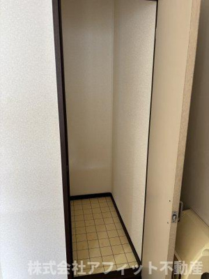 【その他】 | サンシャイン中川B | 玄関収納