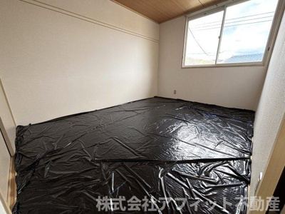 【寝室】 | サンシャイン中川B | 和室6帖