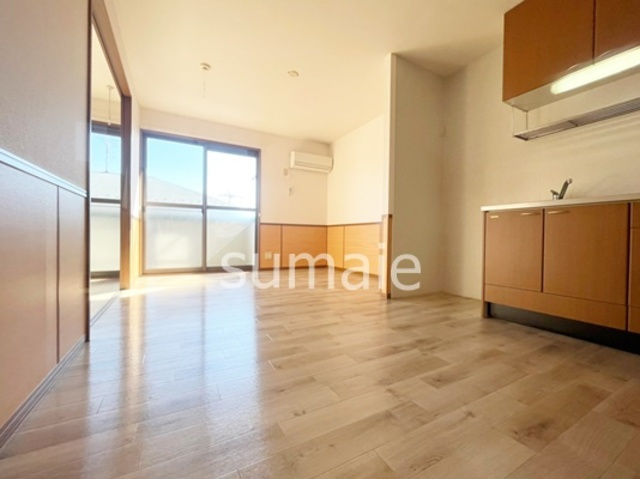 グランシャリオ　Cの居間・リビング|綺麗なリビングです