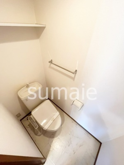 グランシャリオ　Cのトイレ|温水洗浄便座付きのトイレ