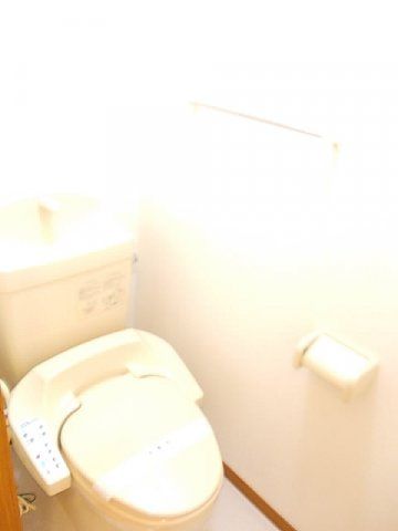 レフィナードⅠのトイレ|シンプルで使いやすいトイレです