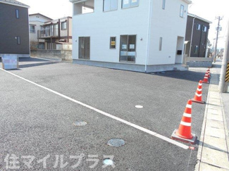 【駐車場】 | 郡山市富田町大徳南新築一戸建て3棟 | 駐車場に車を止められます