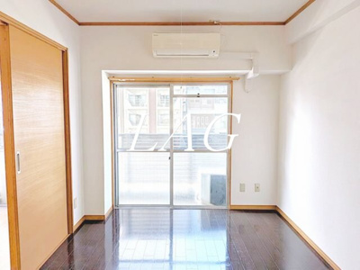 【居間・リビング】 | コーポニュー吾妻 | 洋室のお部屋です。