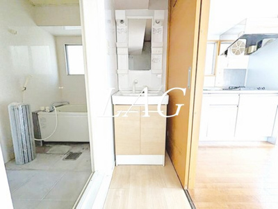 【洗面所】 | コーポニュー吾妻 | 洗面台です。