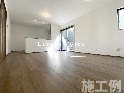 【仲介手数料０円】相模原市中央区上溝3丁目　新築一戸建ての居間・リビング|相模原市中央区上溝3丁目　新築一戸建て