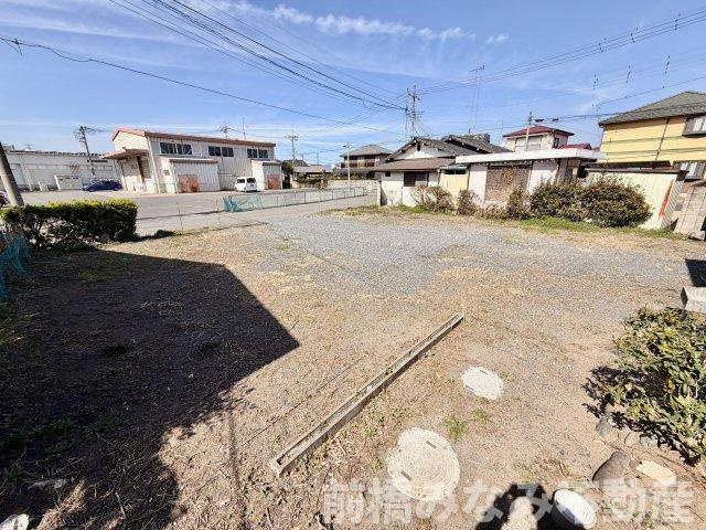 【中古平屋】前橋市駒形町　※約129坪広々敷地　スーパー至近の駐車場|駐車場に車を止められます