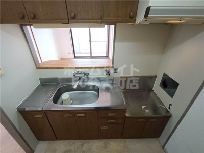 【キッチン】 | ベイタウン弁天 | コンパクトなキッチンで掃除もラクラク